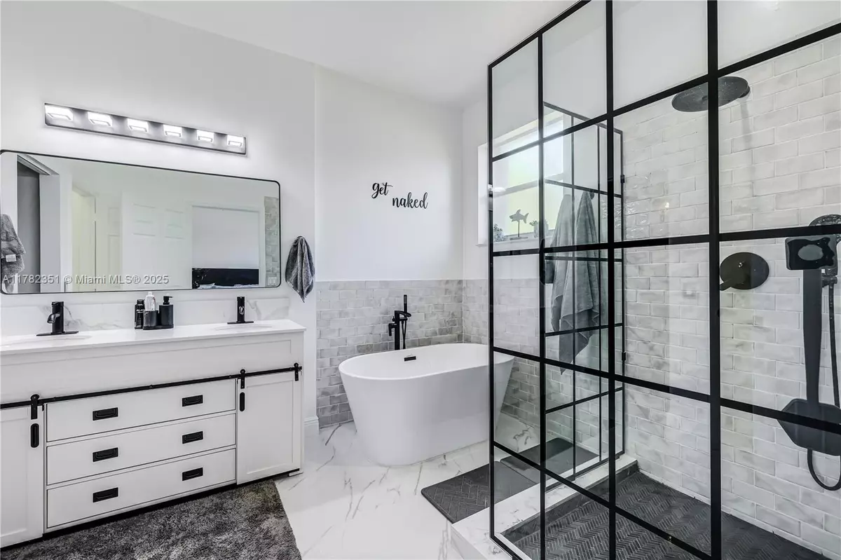 Cutler Bay, FL 33190,9369 SW 221st St