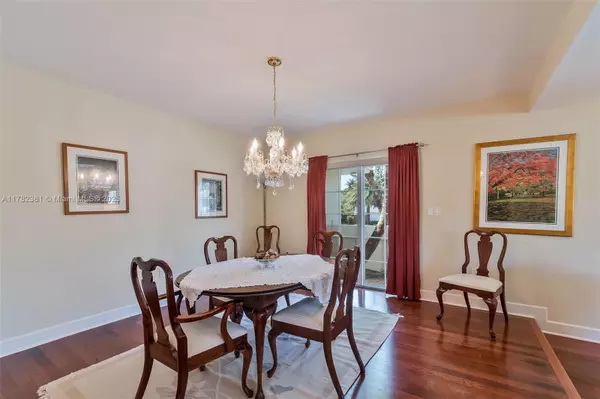 Palmetto Bay, FL 33157,8330 SW 176th St