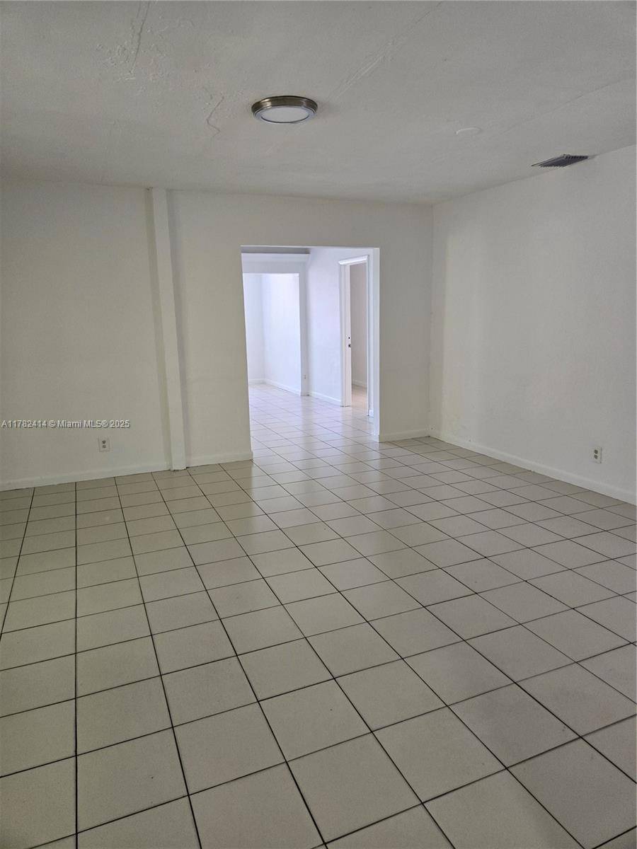Miami, FL 33135,1500 SW 9th St