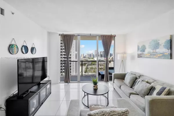 Miami, FL 33132,1750 N Bayshore Dr #3106