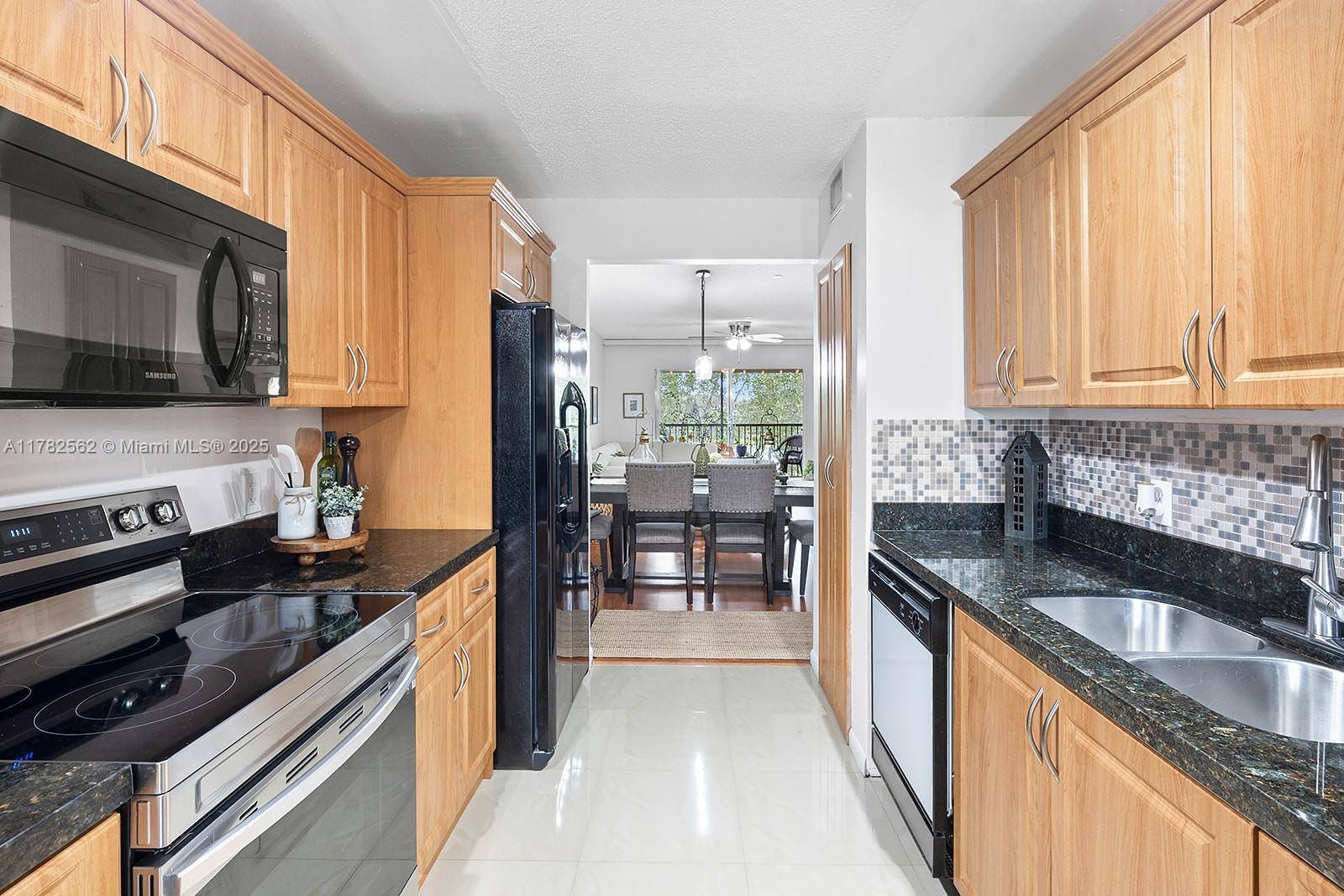Pembroke Pines, FL 33027,701 SW 141st Ave #411R