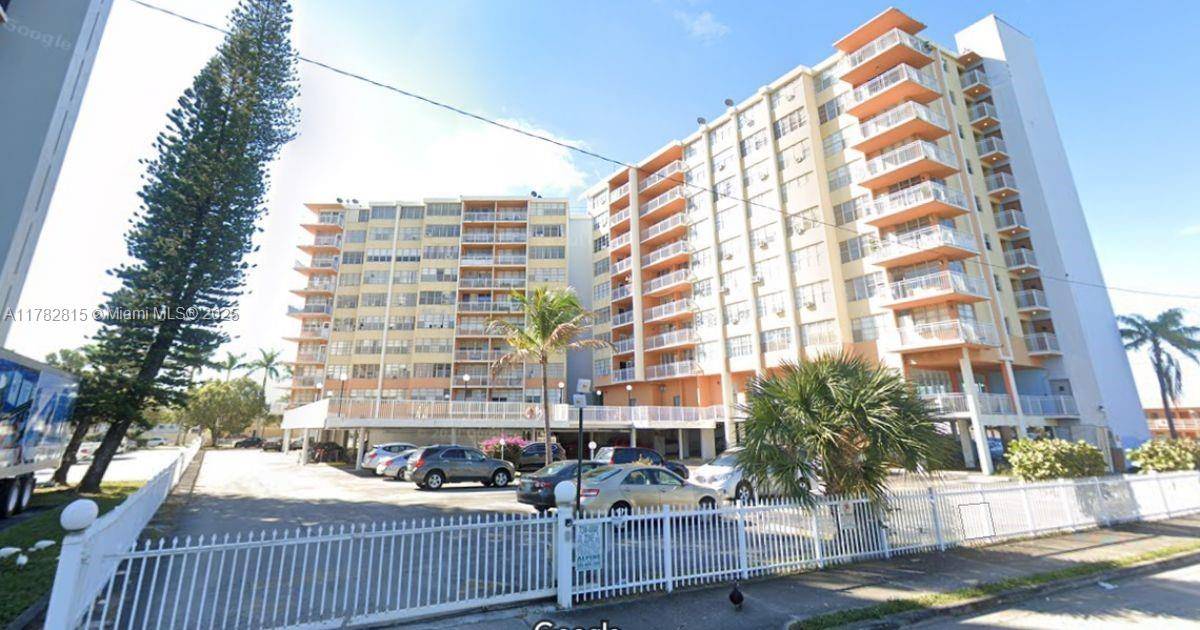 2025 NE 164th St #307, North Miami Beach, FL 33162