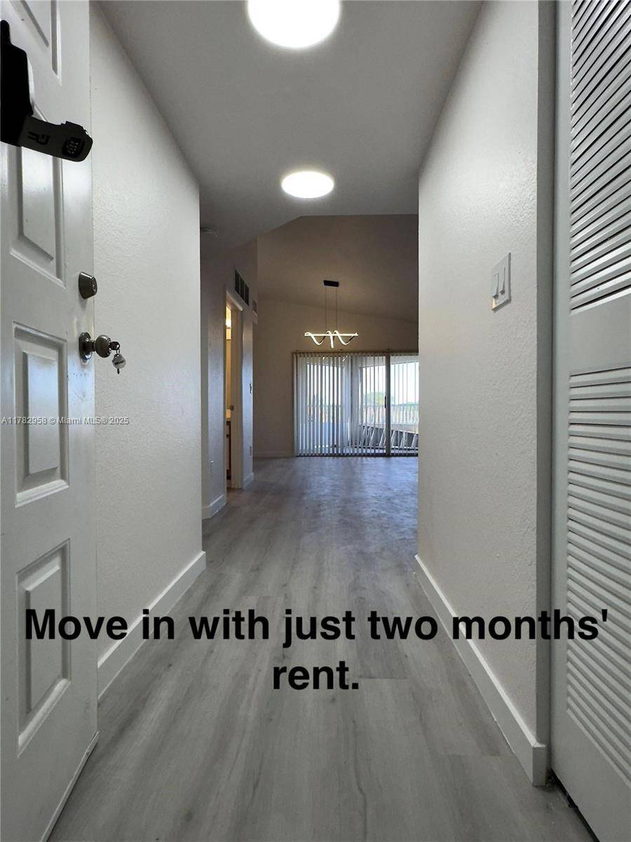 2880 N Oakland Forest Dr #311, Oakland Park, FL 33309