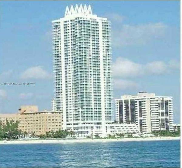 6365 Collins Ave #1508, Miami Beach, FL 33141