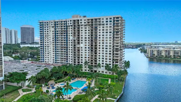 Aventura, FL 33160,18151 NE 31st Ct #1709