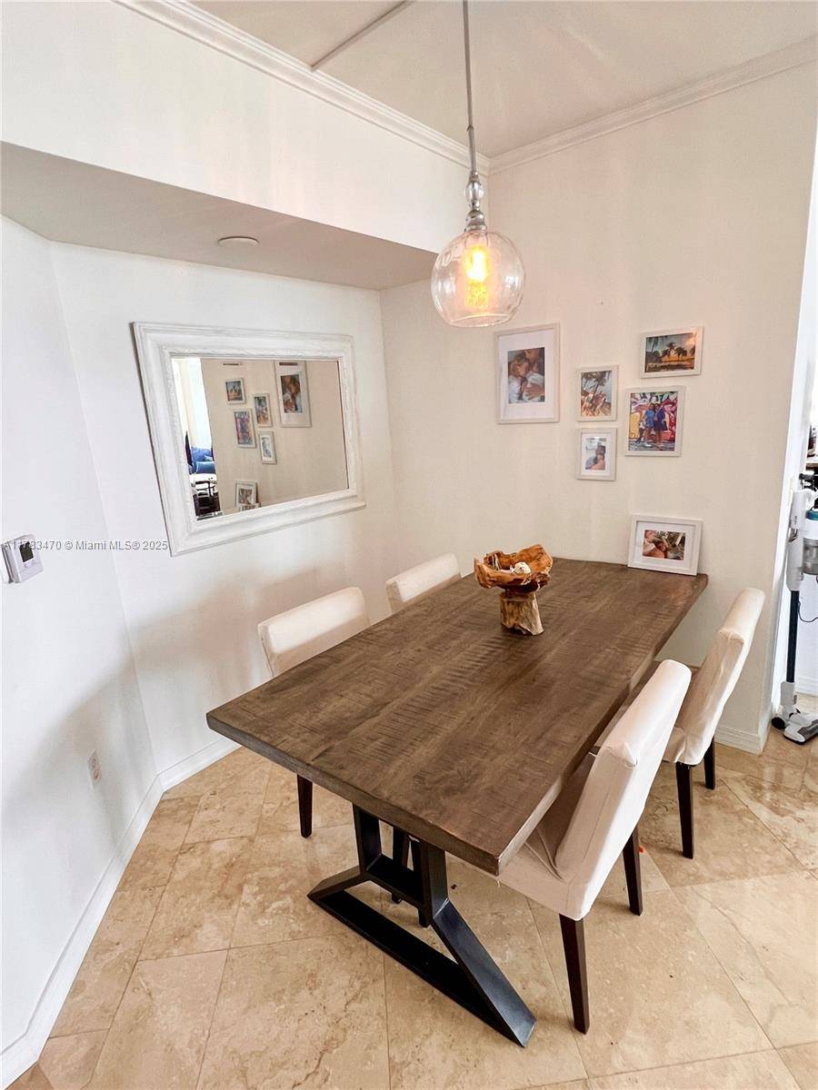 Miami Beach, FL 33139,1330 West Ave #1513