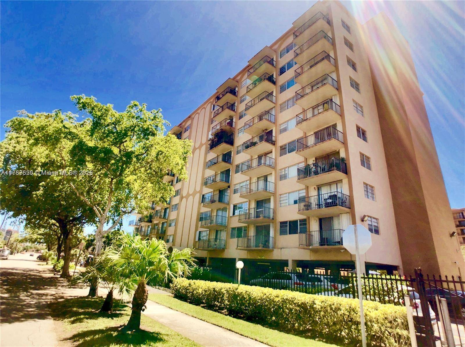 1470 NE 125th Ter #308, North Miami, FL 33161
