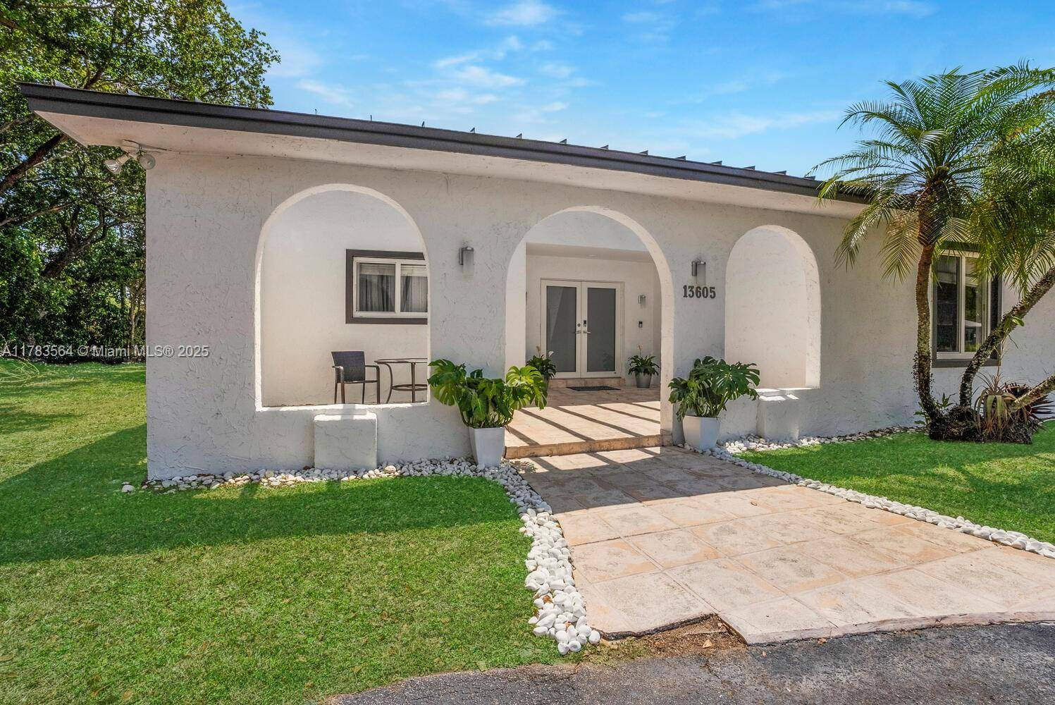 Palmetto Bay, FL 33158,13605 SW 73rd Ave