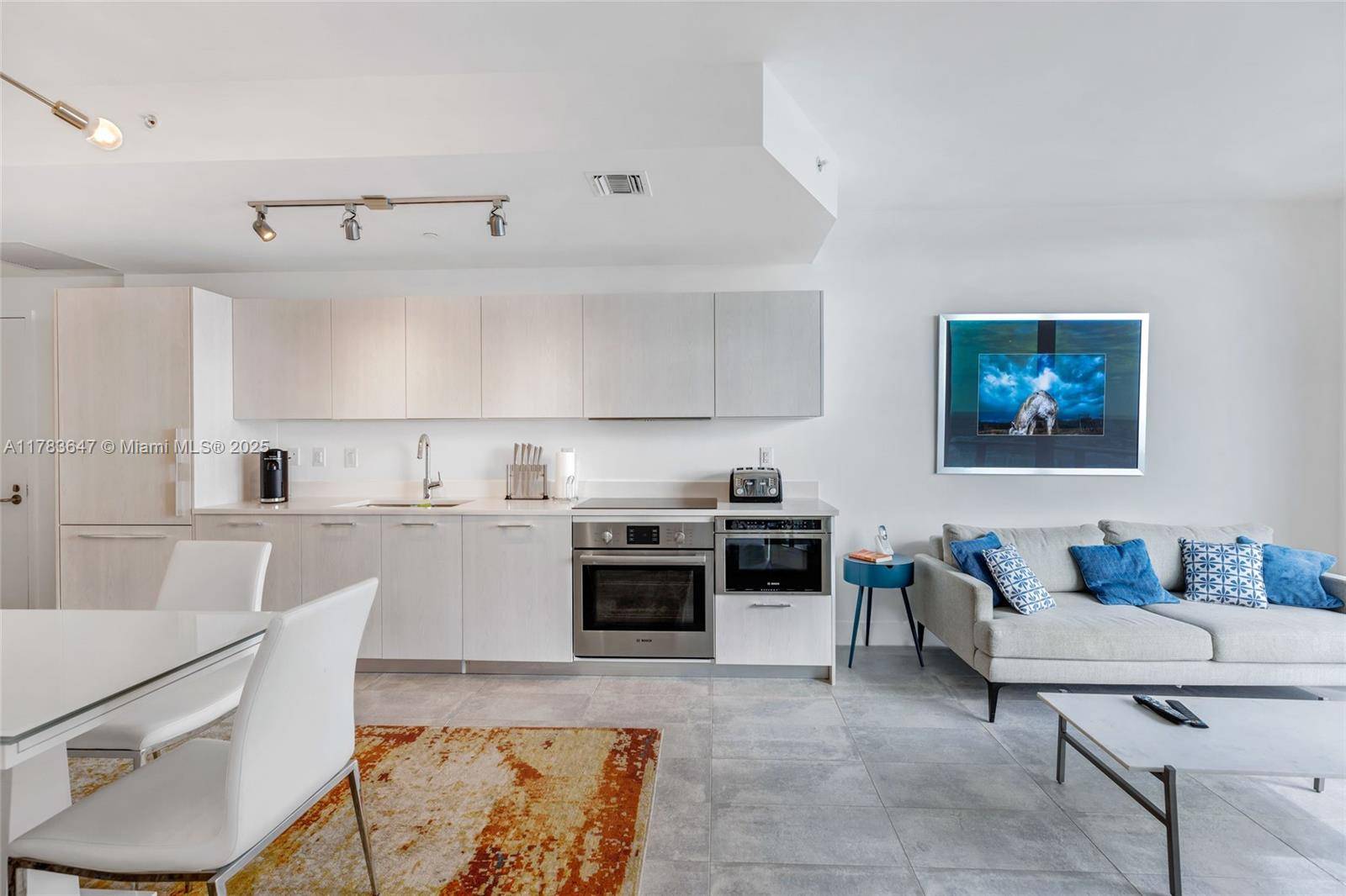 Miami, FL 33137,501 NE 31 St #3307