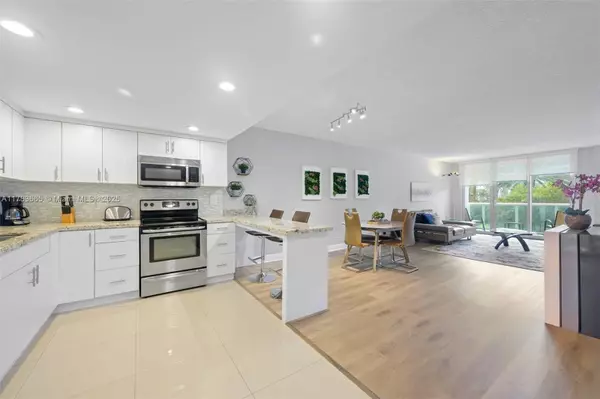 19370 Collins Ave #225, Sunny Isles Beach, FL 33160