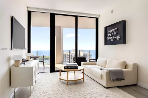 Coconut Grove, FL 33133,2831 S Bayshore Dr #1902