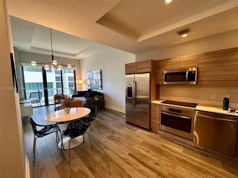 121 NE 34th St #L602, Miami, FL 33137