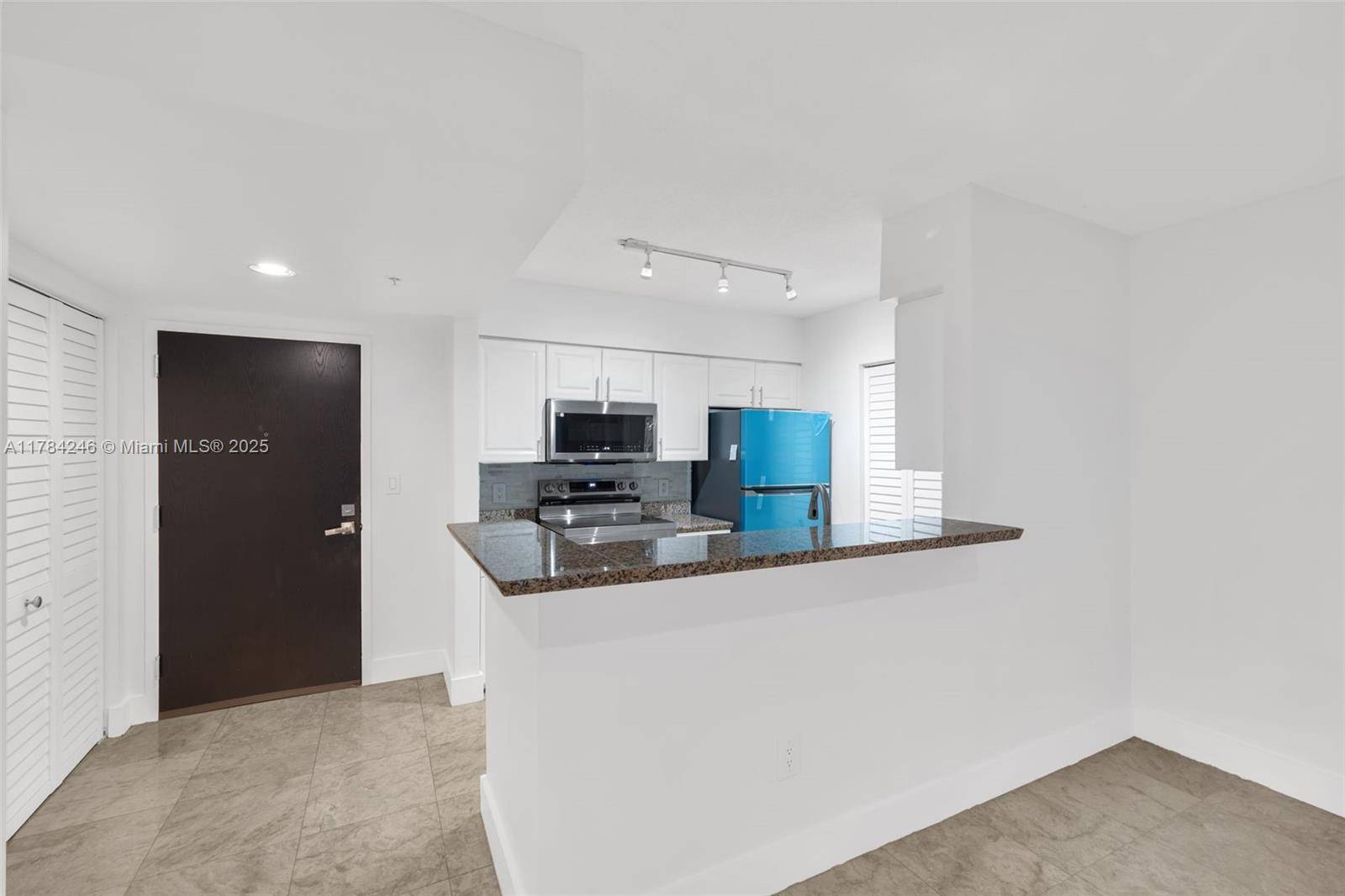 Miami Beach, FL 33139,90 Alton Rd #1706
