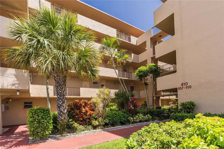 410 NW 68th Ave #205, Plantation, FL 33317