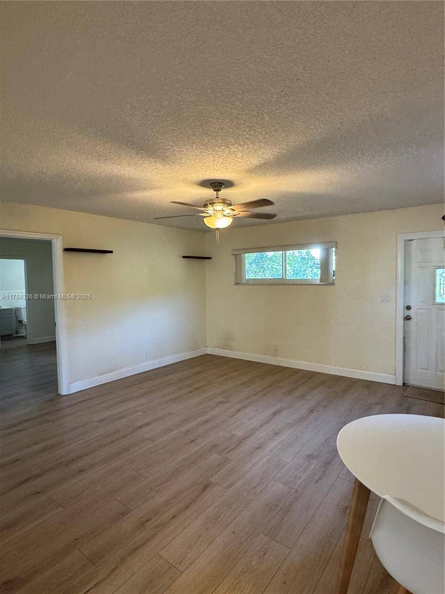 Dania Beach, FL 33004,230 SW 9th Street #2