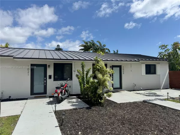 1021 NE 110th St, Biscayne Park, FL 33161