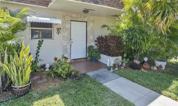 Deerfield Beach, FL 33441,419 SW Natura Ave #C