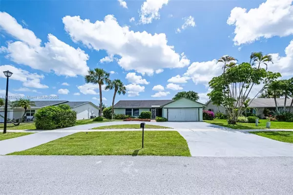 Boca Raton, FL 33434,19476 Carolina Cir