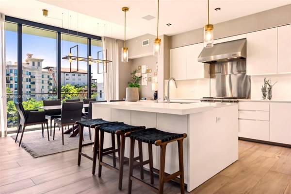 3581 E Glencoe St #309, Miami, FL 33133