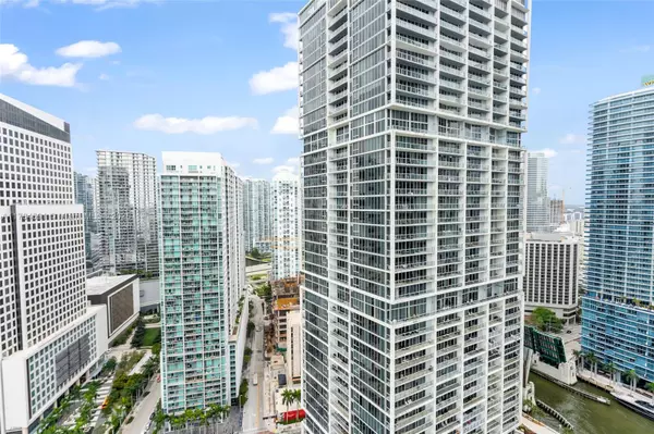 Miami, FL 33131,495 Brickell Ave #3511