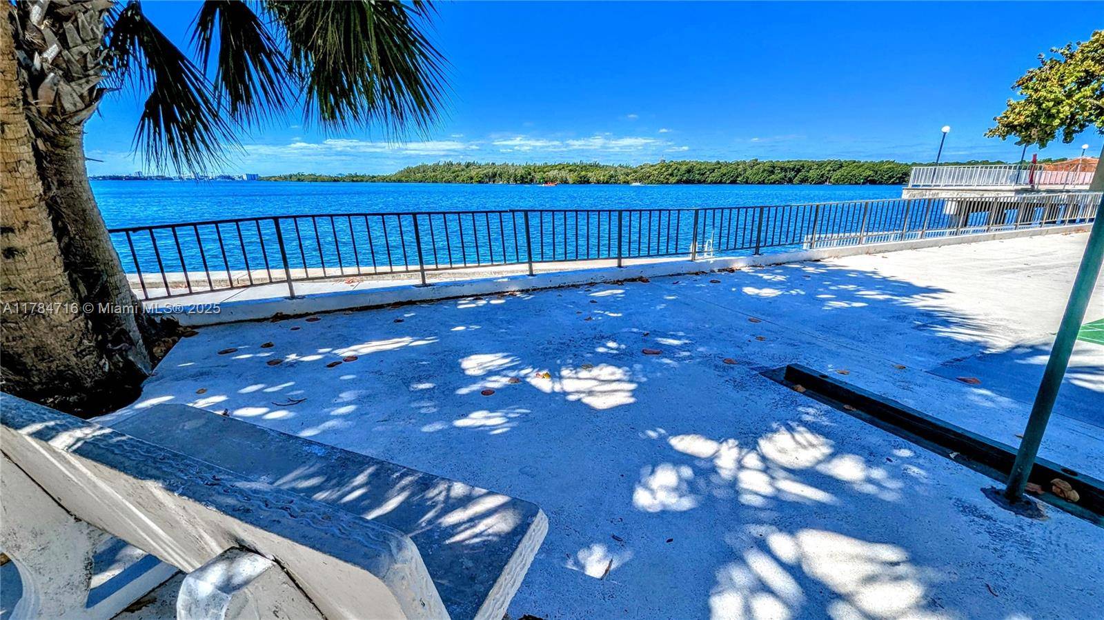Sunny Isles Beach, FL 33160,300 Bayview Dr #206