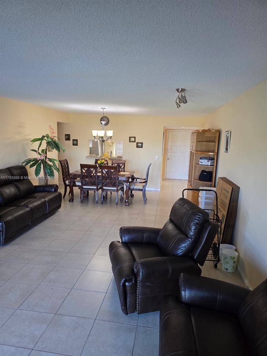 Pembroke Pines, FL 33027,901 SW 128th Ter #407A