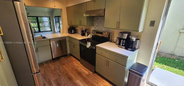 Boca Raton, FL 33433,22310 Cameo Dr E