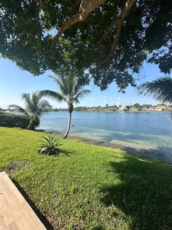 Hialeah, FL 33018,19430 NW 87th Pl