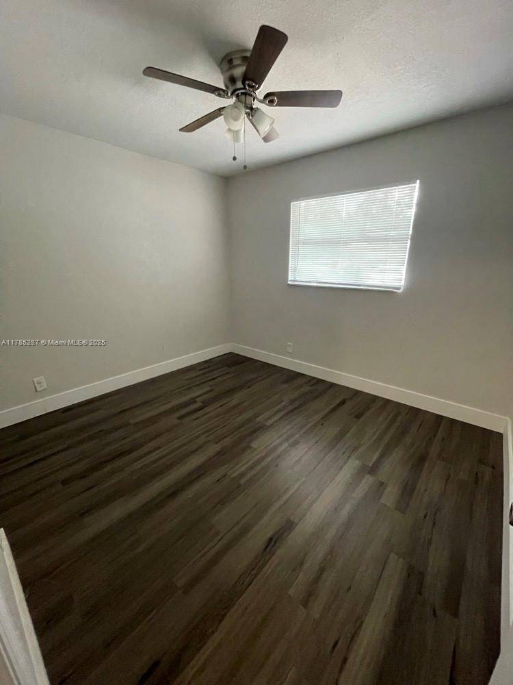 Pompano Beach, FL 33060,450 SW 2nd St #3