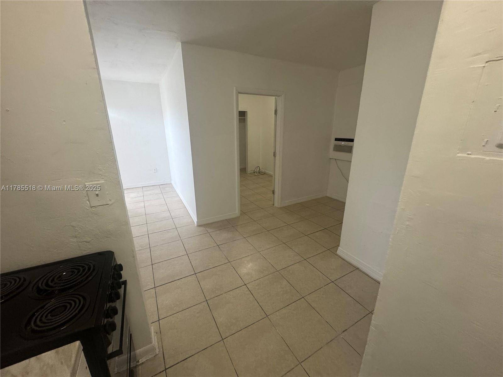 Miami, FL 33150,7000 NW 8th Ave #6