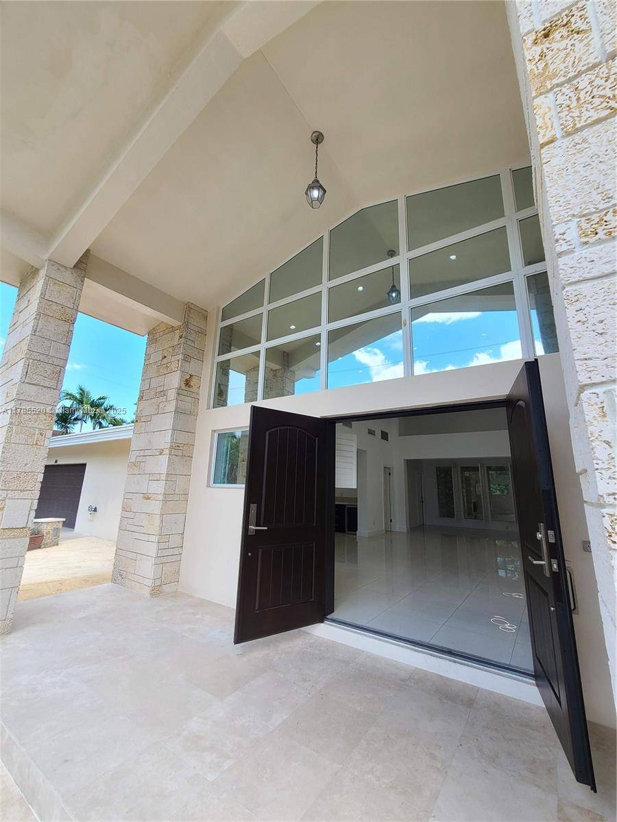 Bay Harbor Islands, FL 33154,9825 Broadview Ter