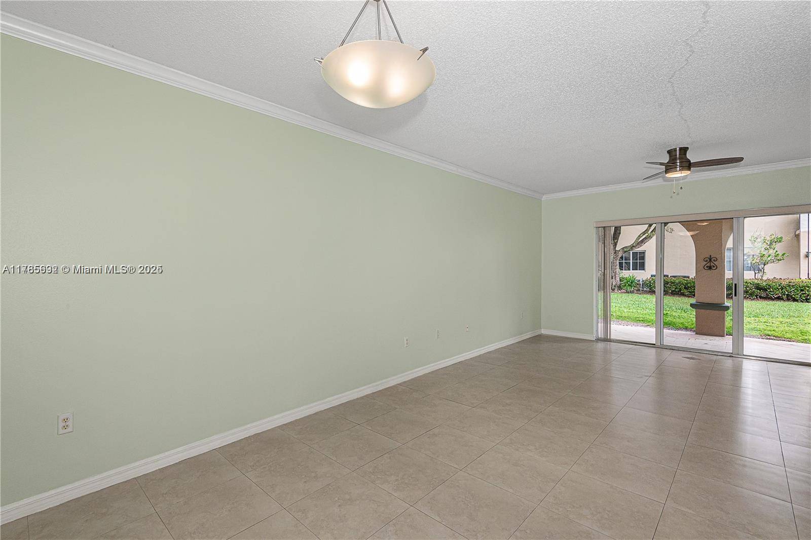 Miramar, FL 33025,2492 Centergate Dr #105
