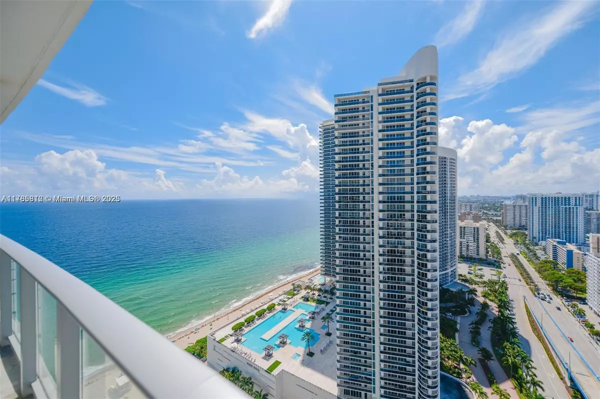 Hollywood, FL 33019,4111 S Ocean Dr #2711