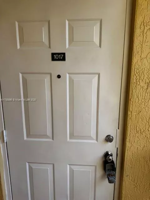 Royal Palm Beach, FL 33414,1017 Shoma Dr #462