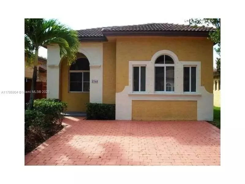 2540 NE 41st Ter, Homestead, FL 33033
