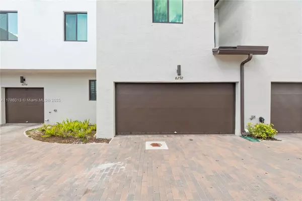 Doral, FL 33166,8292 NW 43 Street