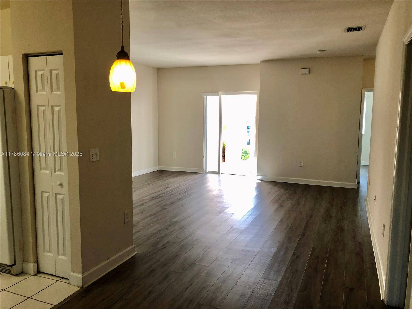Homestead, FL 33033,2733 NE 3rd Ct #103