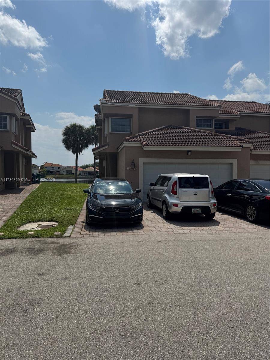 8270 NW 191st Ln #13L, Hialeah, FL 33015