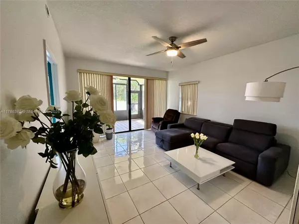 Stuart, FL 34997,6081 SE Landing Way #8