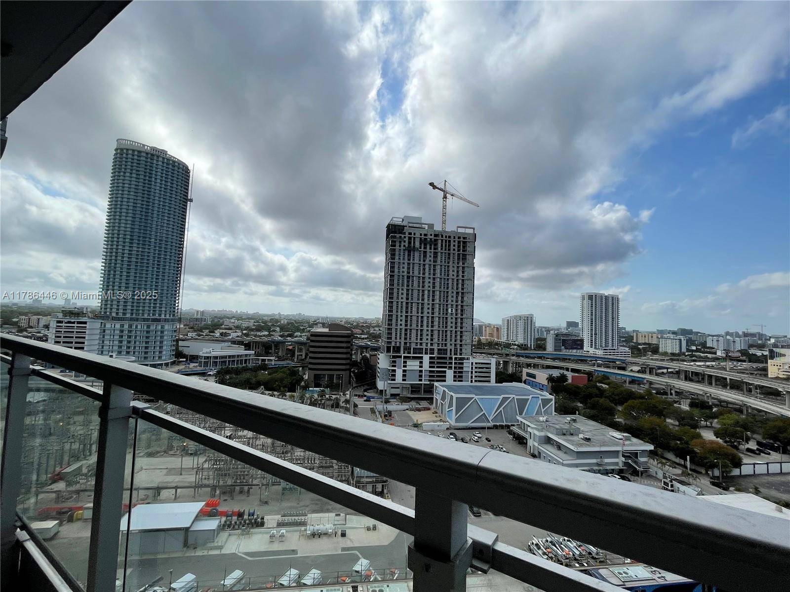 90 SW 3rd St #1809, Miami, FL 33130