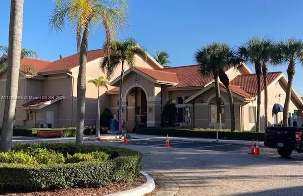 Miami, FL 33196,10421 SW 157th Pl #205