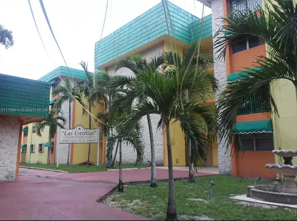666 W 81st St #127, Hialeah, FL 33014