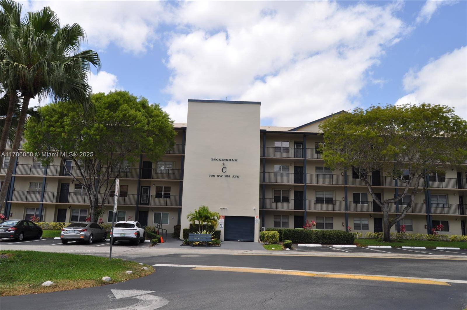 Pembroke Pines, FL 33027,700 SW 128 Ave #106C