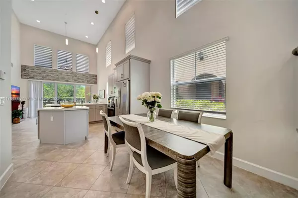 Sunrise, FL 33323,2962 NW 124th Way