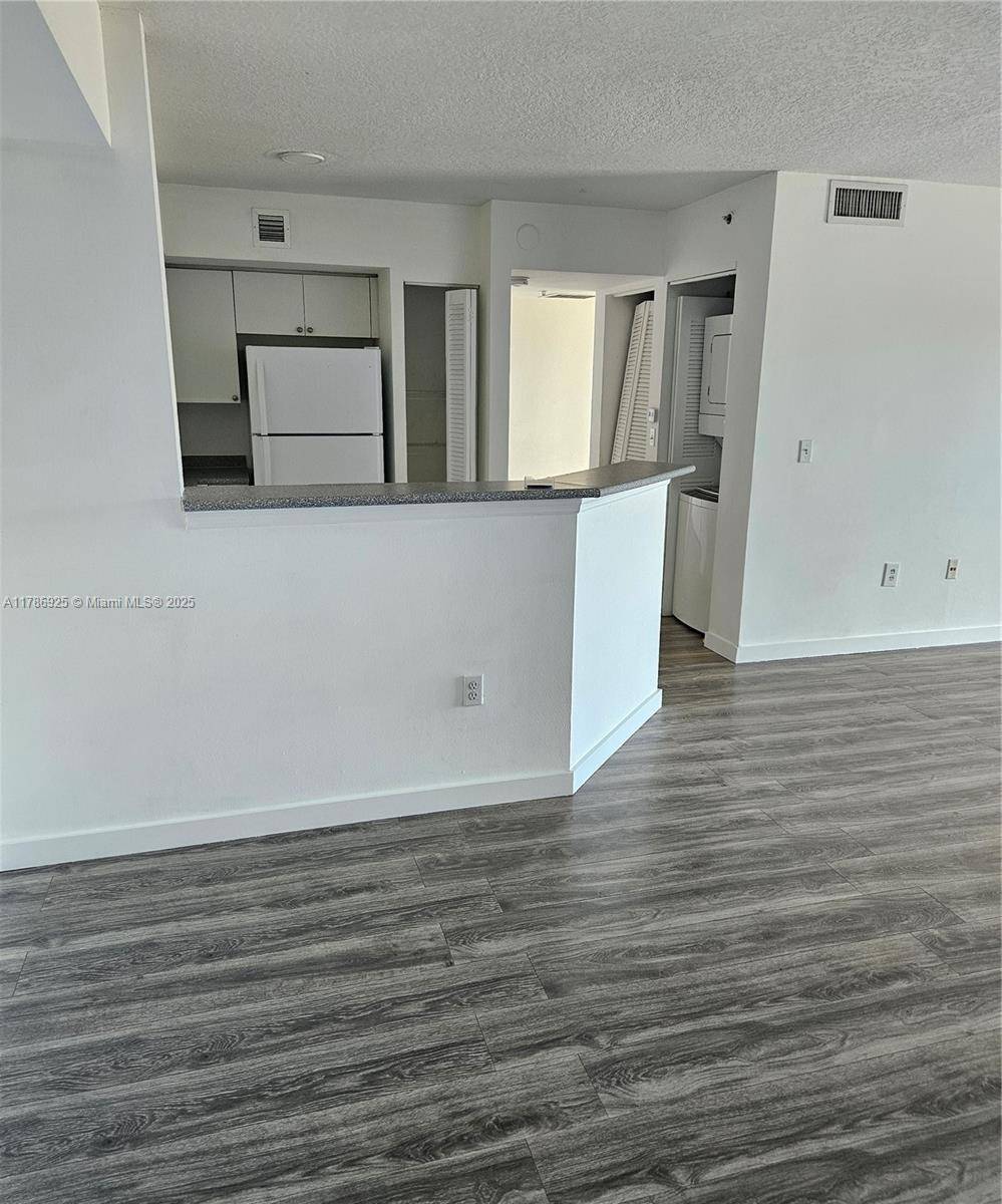 Miami Gardens, FL 33056,17602 NW 25th Ave #308