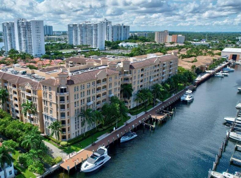 Aventura, FL 33180,3001 NE 185th St #616