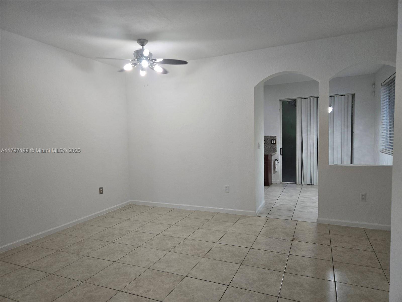Miami Gardens, FL 33169,21205 NW 14 PL #819