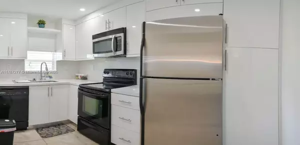 Hollywood, FL 33025,8901 Hollybrook #206