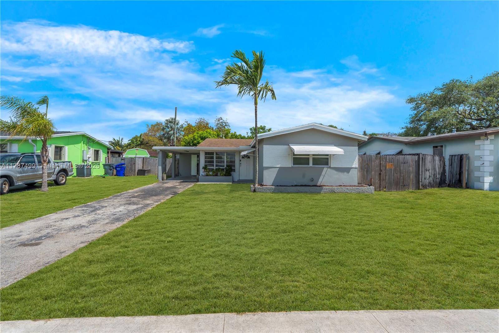 6501 Scott St, Hollywood, FL 33024