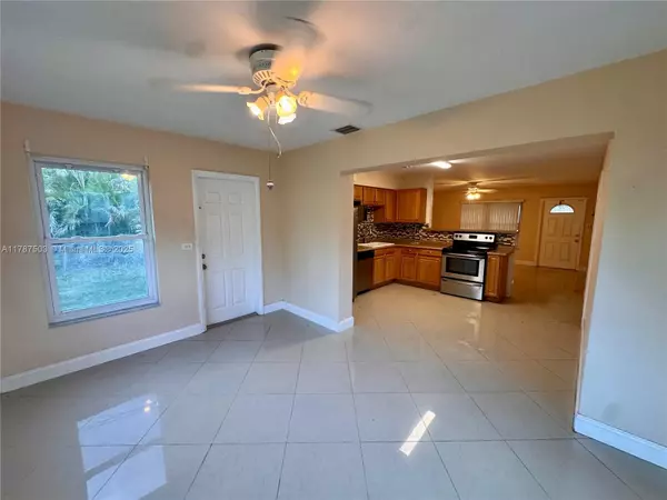 Dania Beach, FL 33312,4720 SW 25th Ter #0